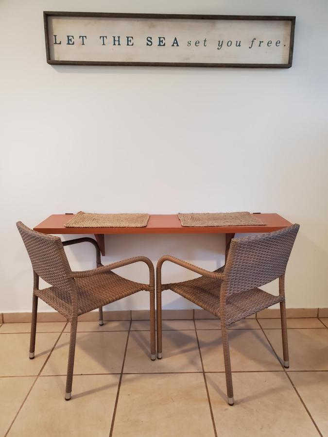 Aguadilla Waves Apt Free Parking & Wifi 8 Minute Walk From Crashboat Beach Luaran gambar